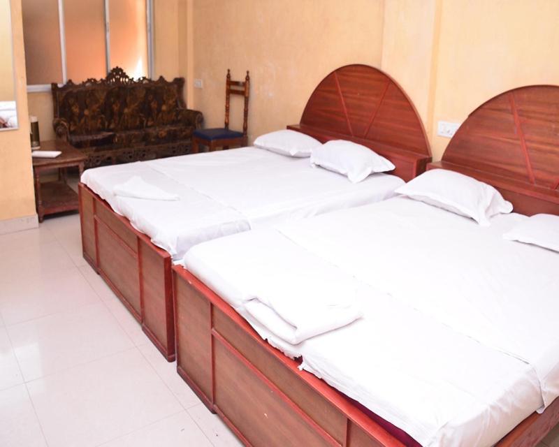 Hotel Soorya International Пондичерри Экстерьер фото